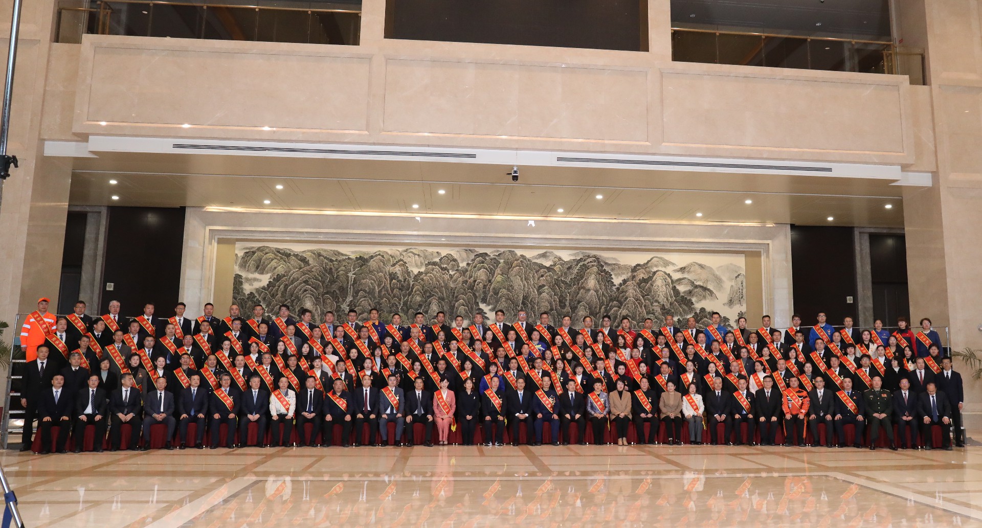 1767151379810306.jpg 1767151379810306.jpg